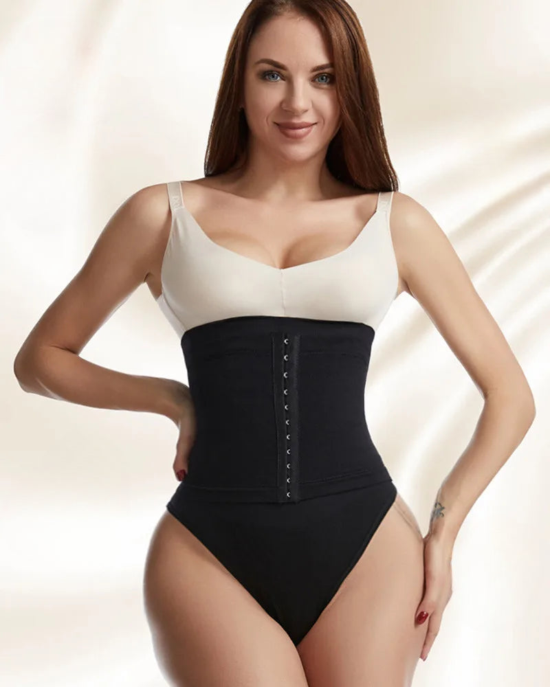 Gaine string à agrafes