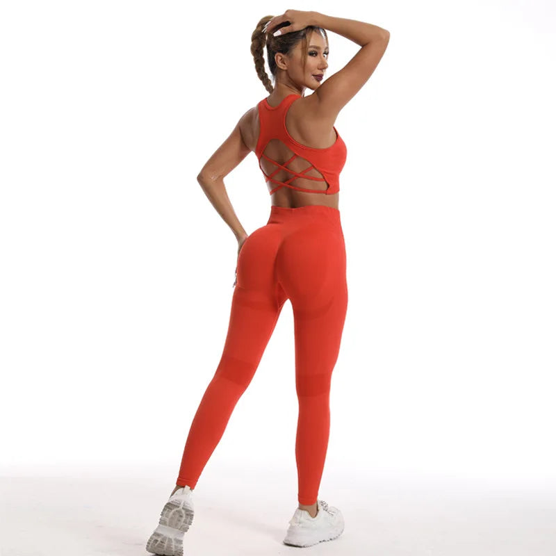 Ensemble de sport dos croisé